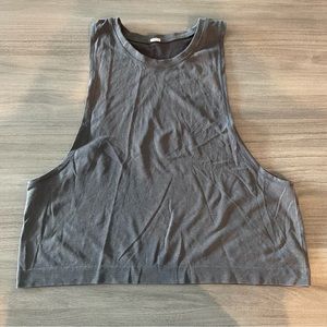 Womens workout top size medium